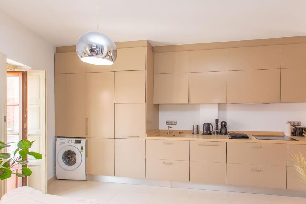 Atico El Arenal Con Parking Apartment เฮเรซ เด ลาฟรอนเตรา ภายนอก รูปภาพ